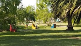 Parque de los Fogones y entorno verde en Montevideo